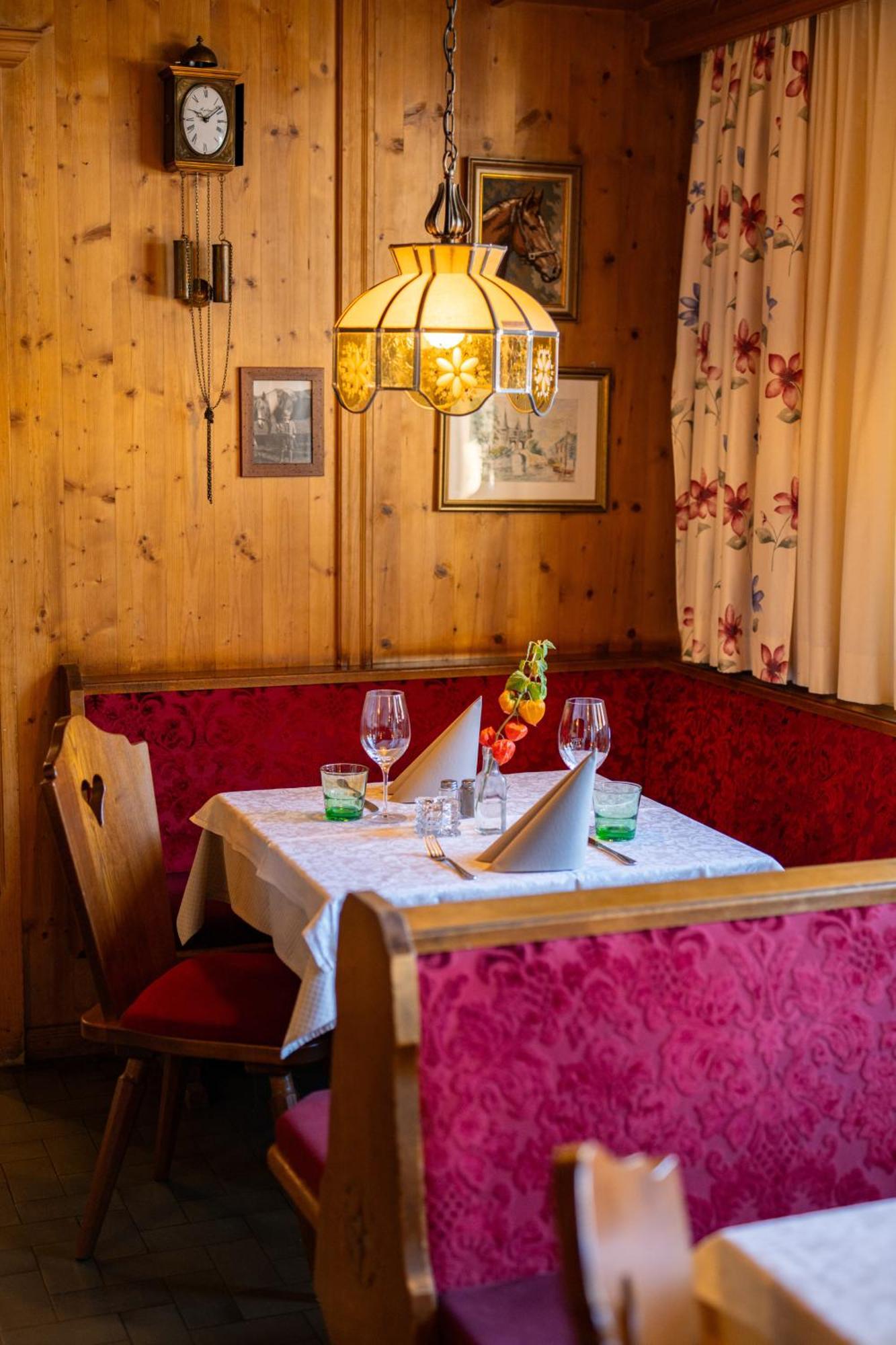 Hotel Mesnerwirt ヴェステンドルフ エクステリア 写真