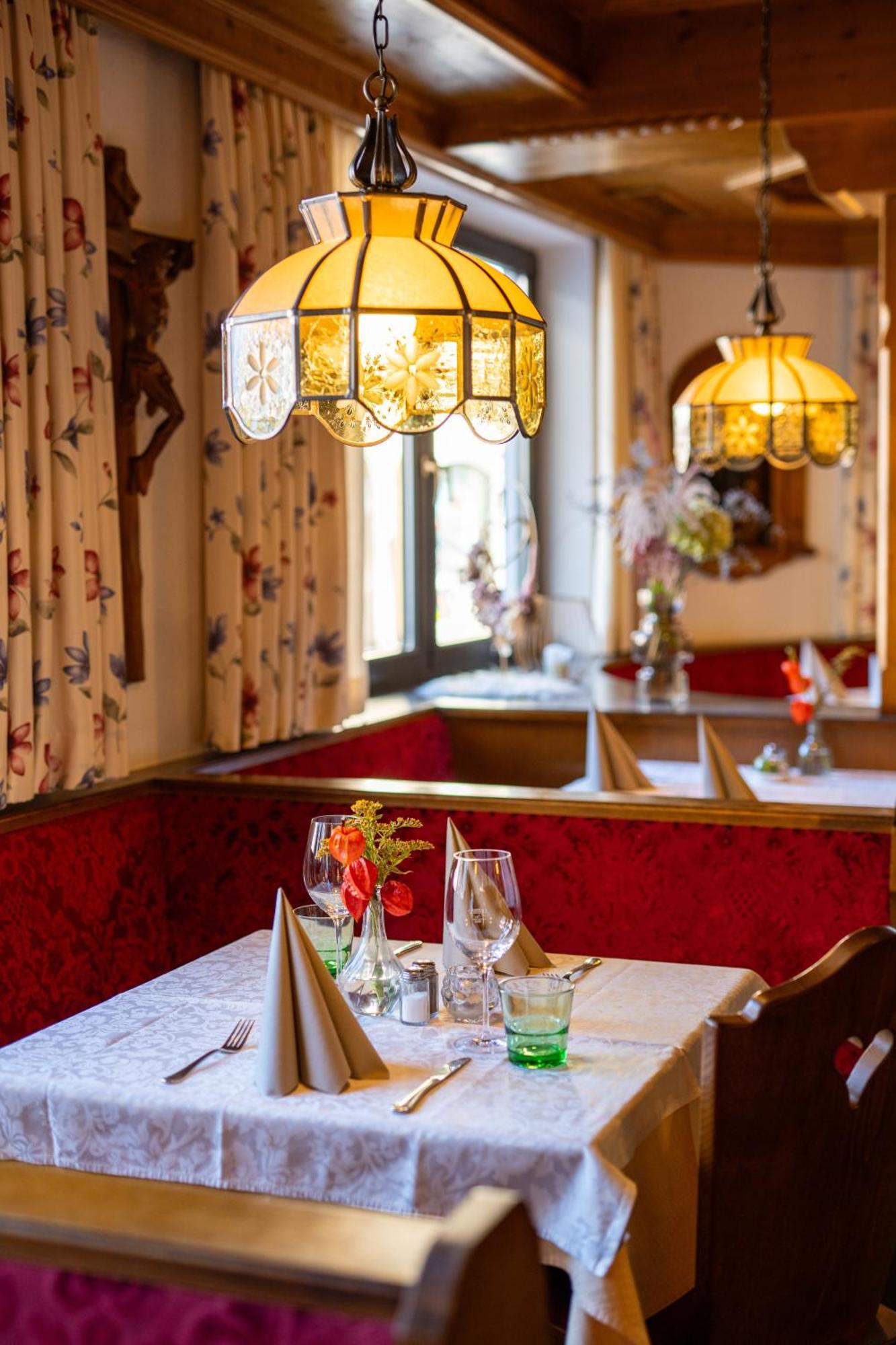 Hotel Mesnerwirt ヴェステンドルフ エクステリア 写真