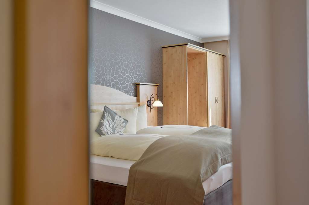 Hotel Mesnerwirt ヴェステンドルフ 部屋 写真